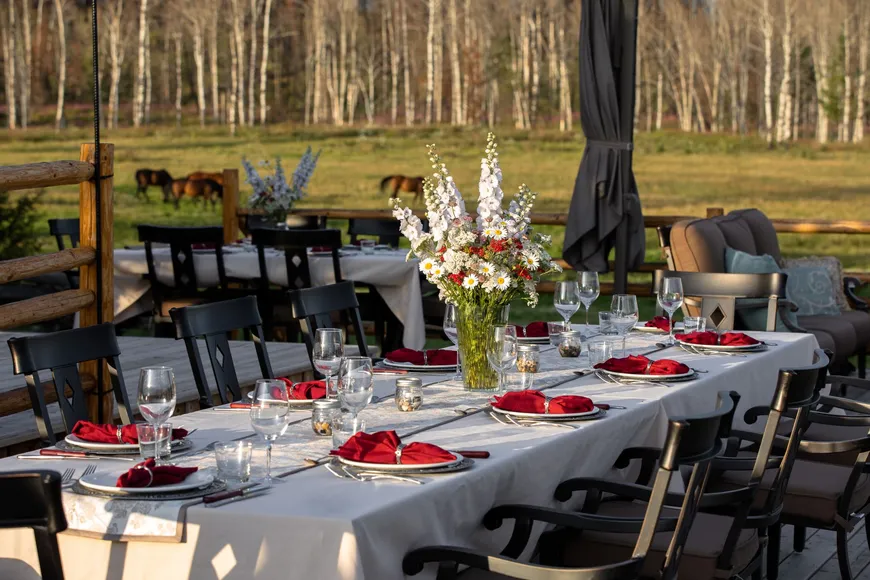 Sophisiticated family dining where children can play in the meadow between courses.